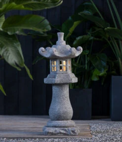 Dehner Solar-Laterne Sutra, Ca. B33/H79/T33 Cm -Markenqualität 6868608 WE MO 001 GranitlaterneSutra